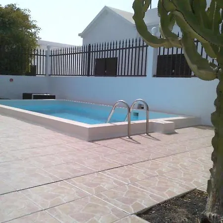 Playa Honda Sleeps 4 Pool Wifi * プラヤ・オンダ