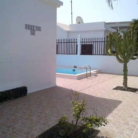 Playa Honda Sleeps 4 Pool Wifi 빌라 플라야 온다